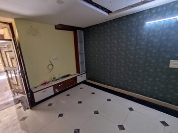 Kitchen in 2 BHK Builder Floor at Sector 121 – for Rent