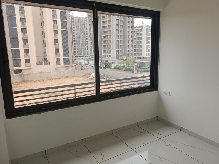 Master Bedroom, zundal 3 Bedroom 250 Sq.Yd. Apartment In Zundal Ahmedabad 8818371
