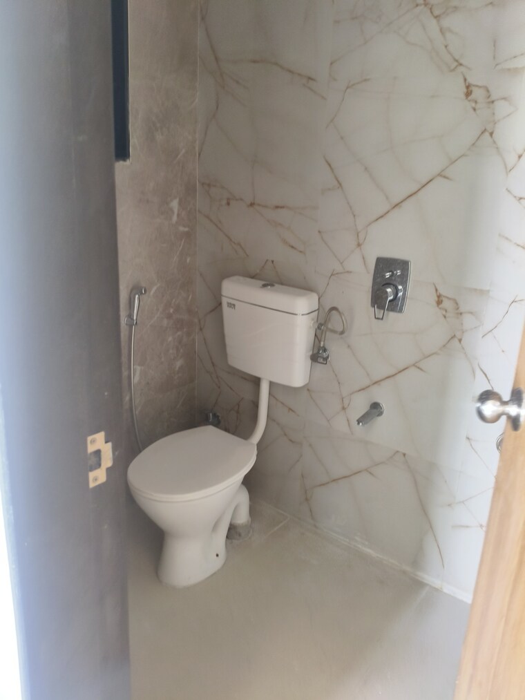 Bathroom, madhav-sansar 2 Bedroom 730 Sq.Ft. Apartment In Kalyan West Thane 8818366