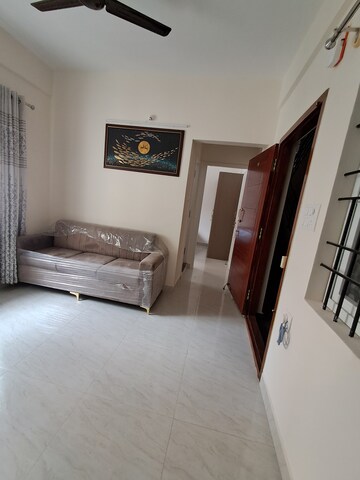 Room in 1 BHK Builder Floor at Bannerghatta – for Rent