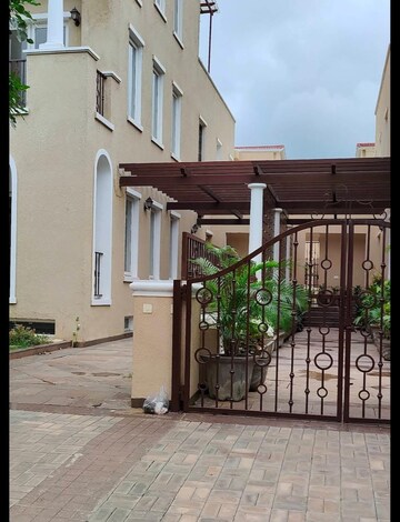 5 BHK Villa – Exterior View View at Emaar Marbella, Sector 66 - for Rent