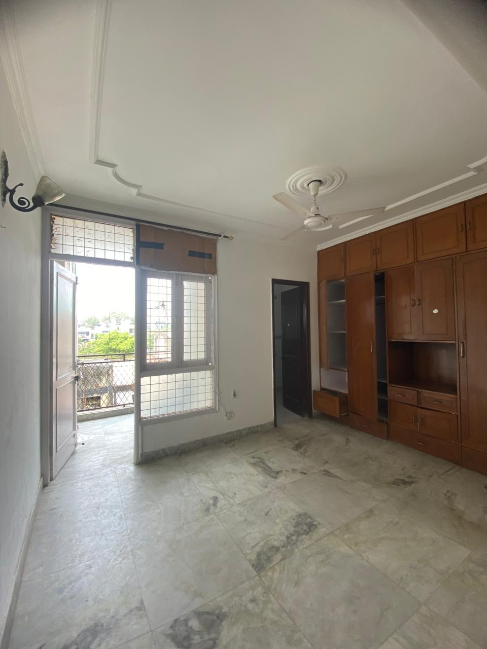 3 BHK Builder Floor For Rent in Panchsheel Park