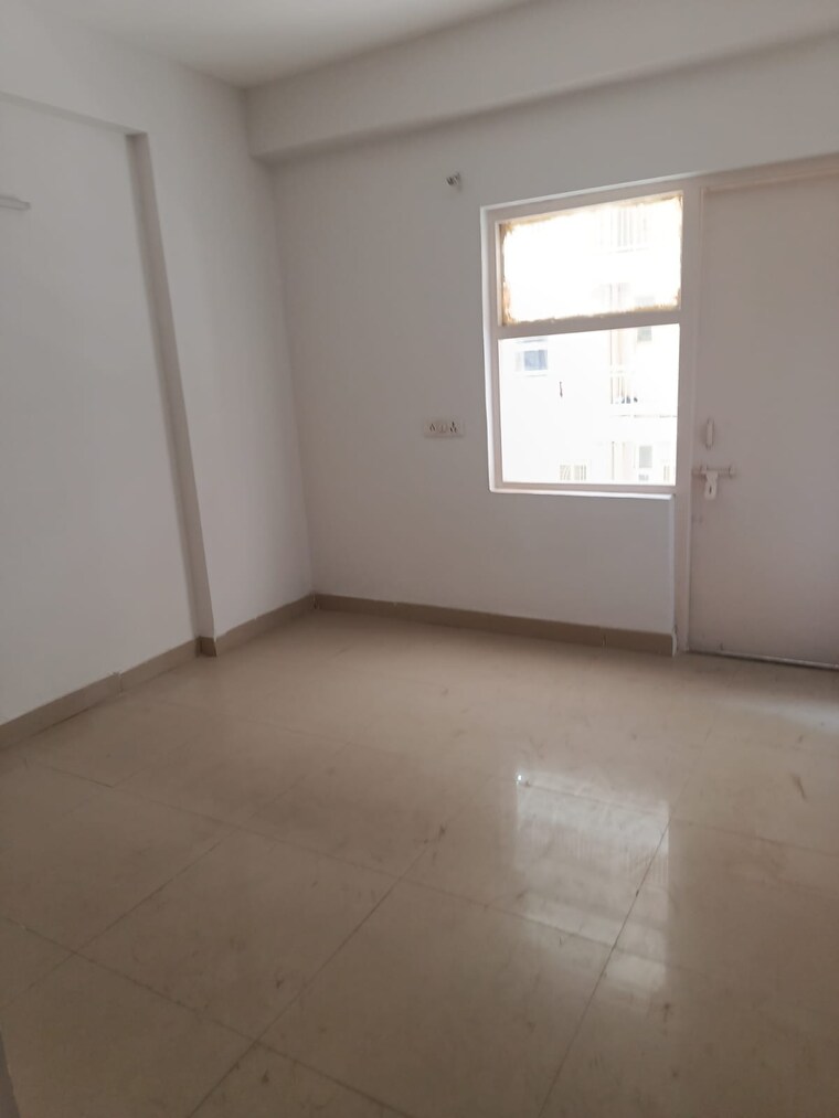 Room, adore-happy-homes 3 Bedroom 645 Sq.Ft. Apartment In Sector 86 Faridabad 8818417