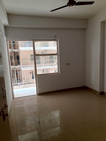 Room in 3 BHK Apartment at Adore Happy Homes, Sector 86 – for Sale