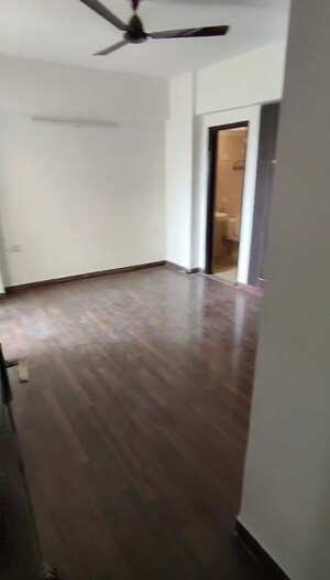 Room in 2 BHK Apartment at Sethi Max Royal, Sector 140a – for Sale