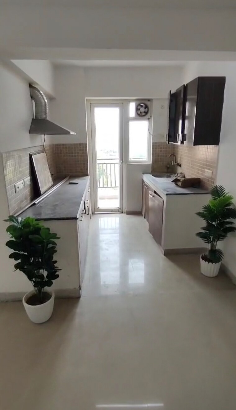 Kitchen, sethi-max-royal 2 Bedroom 1105 Sq.Ft. Apartment In Sector 140a Noida 8818437