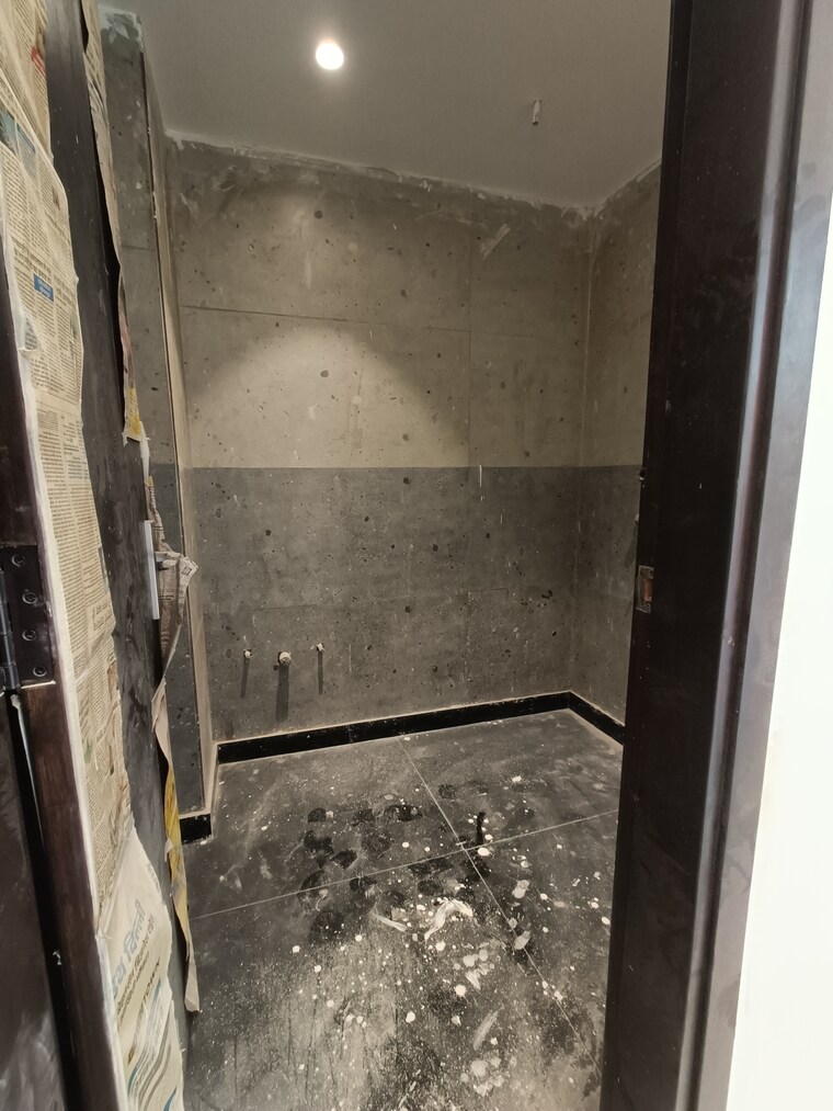 Bathroom, burari 2 Bedroom 75 Sq.Yd. Builder Floor In Burari Delhi 8818447