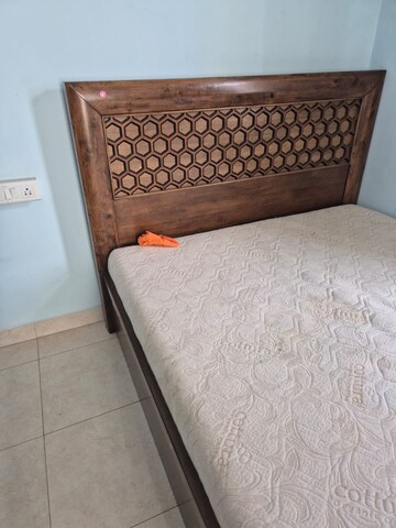 Bedroom in 3.5 BHK Apartment at Ganga Satellite, Wanwadi – for Rent