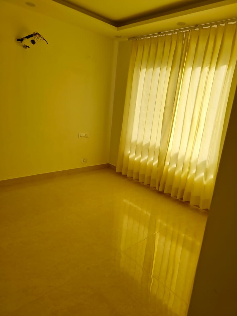 Room, panchkula urban estate 3 Bedroom 1590 Sq.Ft. Apartment In Panchkula Urban Estate Panchkula 8818491