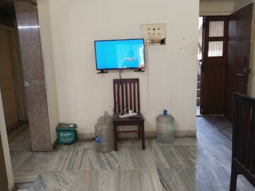  Pg For Rent in Vashi Sector 8