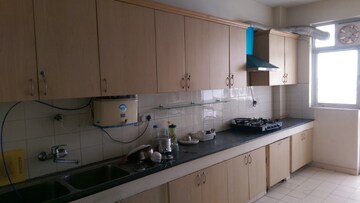 Kitchen in 4 BHK Apartment at DLF Trinity Towers, Dlf Phase V – for Rent