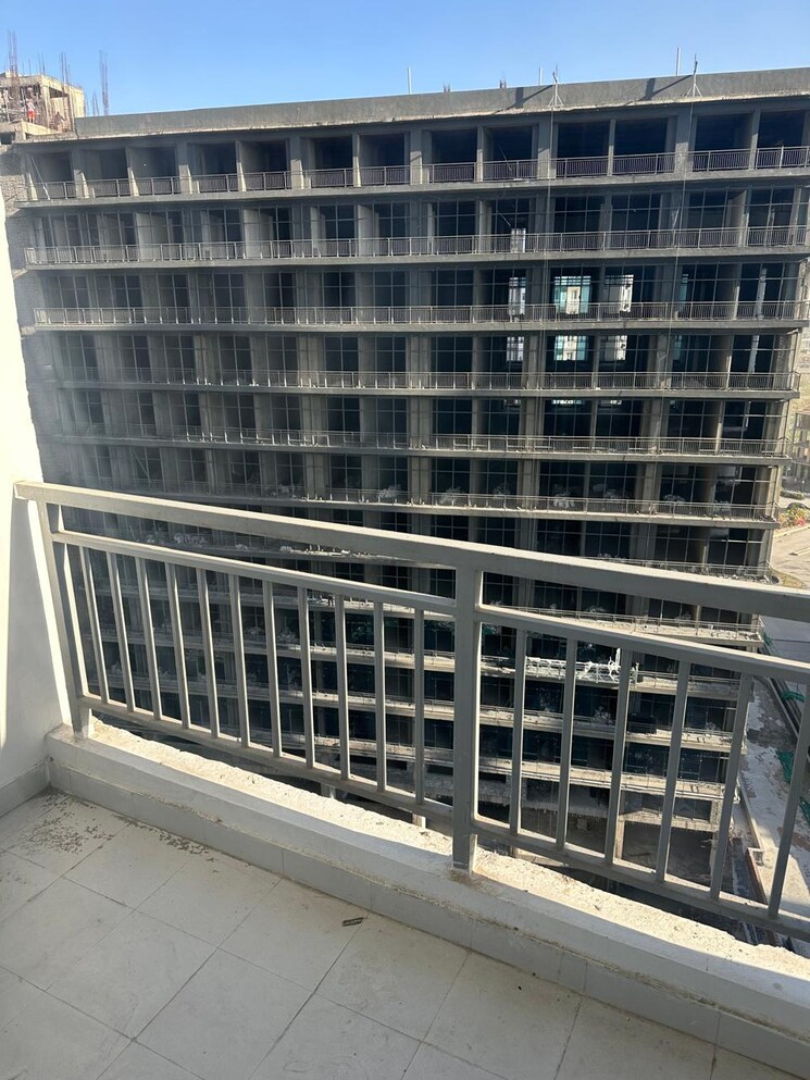 Balcony, sarvottam-nx-one Studio 595 Sq.Ft. Apartment In Tech Zone 4 Greater Noida Greater Noida 8818519