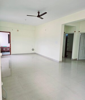 Room in 3 BHK Apartment at Jalahalli – for Sale