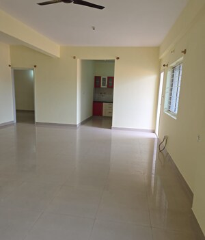 Room in 3 BHK Apartment at Jalahalli – for Sale