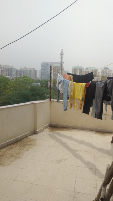 Balcony in 1 RK Builder Floor at Sector 52a – for Rent
