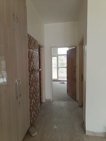 Room in 3 BHK Apartment at KLJ Greens, Sector 77 – for Sale