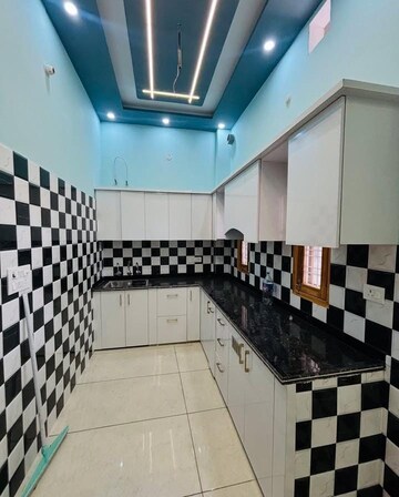 Kitchen in 2 BHK Builder Floor at Sector 30 – for Rent