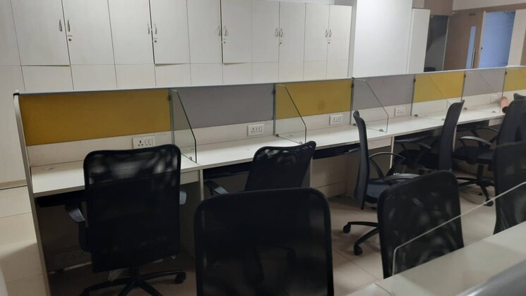 Team Area, technocity-it-park Commercial Office Space 2000 Sq.Ft. In Ghansoli Navi Mumbai 8818545