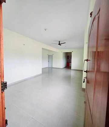 Room in 3 BHK Apartment at Jalahalli – for Rent