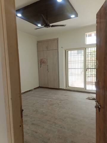 3 BHK Builder Floor For Sale in Bptp Park Floors I, Sector 77
