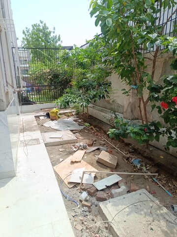 Balcony in 3 BHK Builder Floor at Bptp Park Floors I, Sector 77 – for Sale