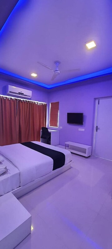 Master Bedroom in 2 BHK Apartment at Shantee Flamingo Residency, Vasai West – for Sale