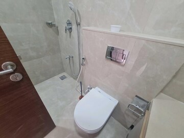 Bathroom in 4 BHK Apartment at Kohinoor Square Altissimo, Dadar West – for Rent