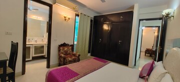 Bedroom in 3 BHK Builder Floor at Defence Colony – for Rent