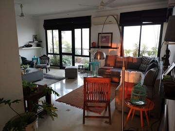 Living Room in 4 BHK Apartment at Vipul Belmonte, Sector 53 – for Rent