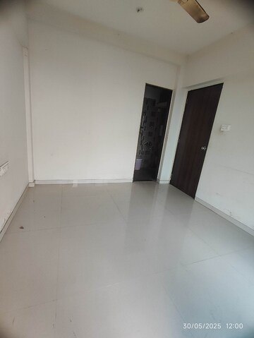 Room in 2 BHK Apartment at Ekta Brooklyn Park, Virar West – for Rent