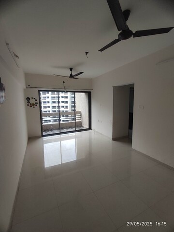 Room in 2 BHK Apartment at Ekta Brooklyn Park, Virar West – for Rent