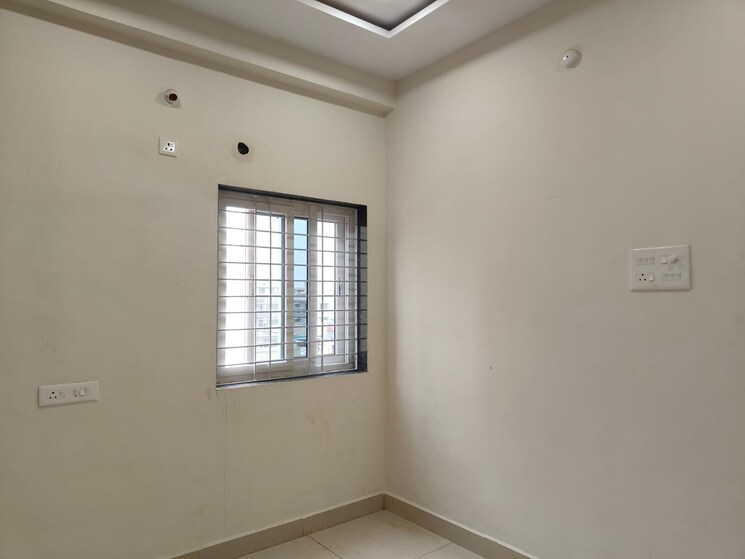Room, kondapur 1 Bedroom 600 Sq.Ft. Apartment In Kondapur Hyderabad 8818624