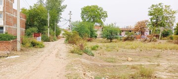 4 BHK Independent House – Garden View at Alamnagar - for Sale