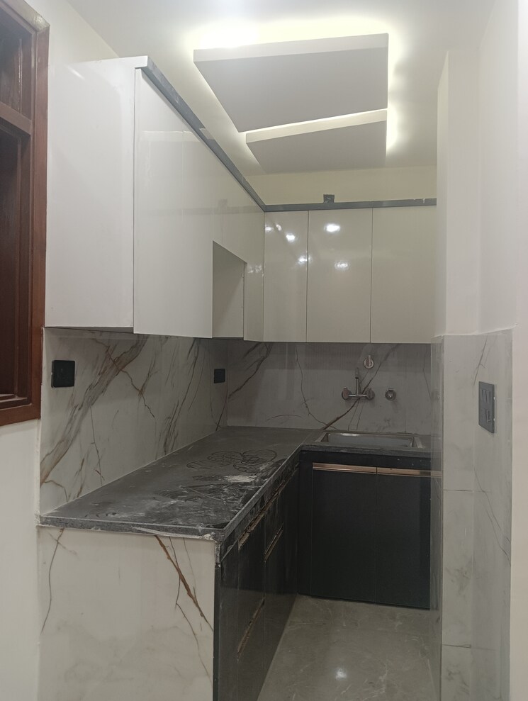 Kitchen, govindpuri 2 Bedroom 950 Sq.Ft. Builder Floor In Govindpuri Delhi 8818635