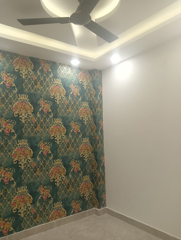 Bedroom in 2 BHK Builder Floor at Govindpuri – for Rent
