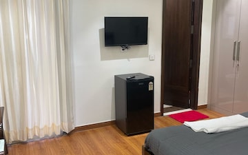 2 BHK Builder Floor For Rent in Saket