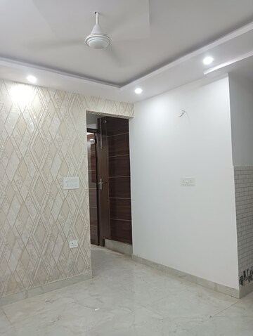 Room in 2 BHK Builder Floor at Govindpuri – for Sale