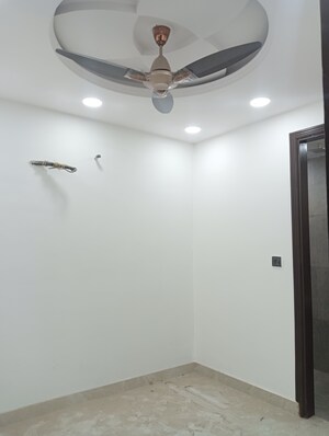 Room in 2 BHK Builder Floor at Govindpuri – for Sale