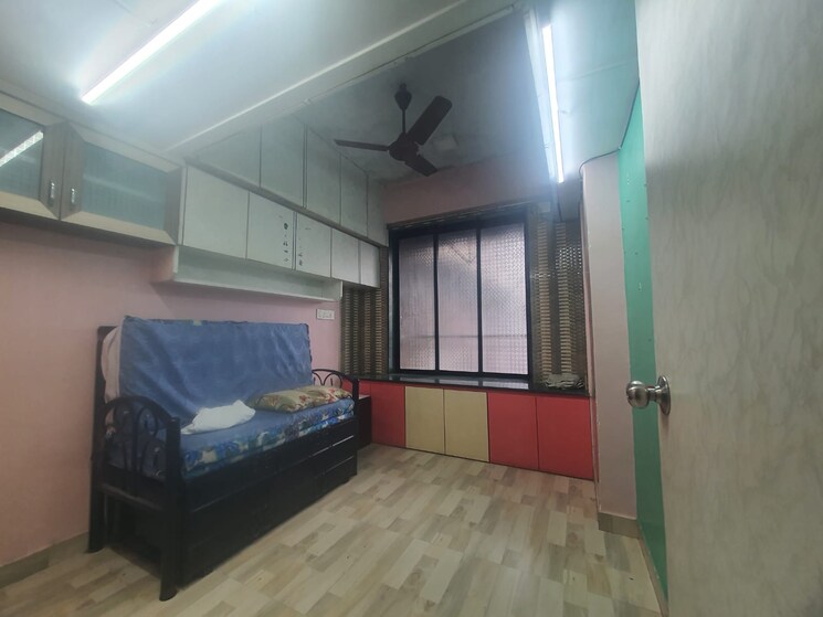Bedroom, vaishali-apartment-chs 1.5 Bedroom 600 Sq.Ft. Apartment In Mazgaon Mumbai 8818724