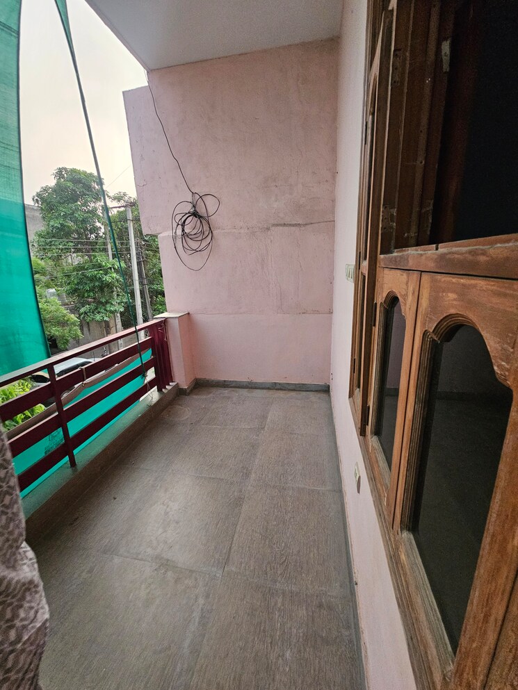 undefined, sector 9 3 Bedroom 251 Sq.Yd. Builder Floor In Sector 9 Gurgaon 8818732