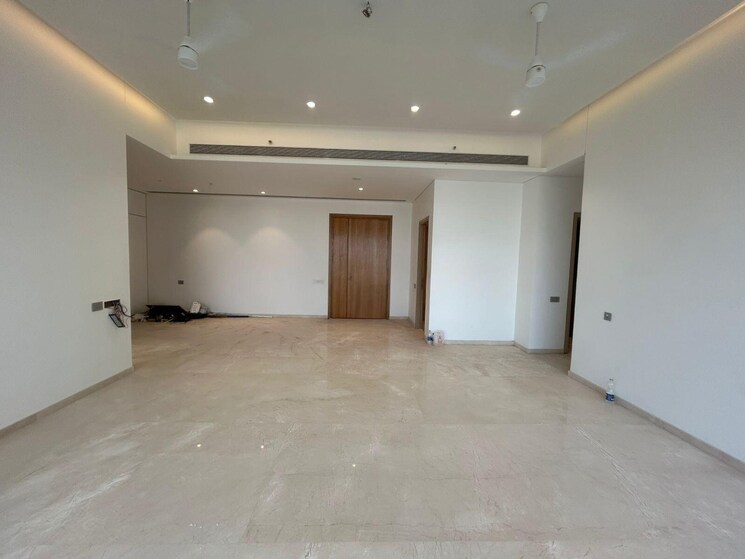 Room, rustomjee-crown 4 Bedroom 2100 Sq.Ft. Apartment In Prabhadevi Mumbai 8818734