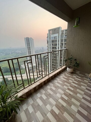 Balcony in 2.5 BHK Apartment at Dombivli East – for Rent