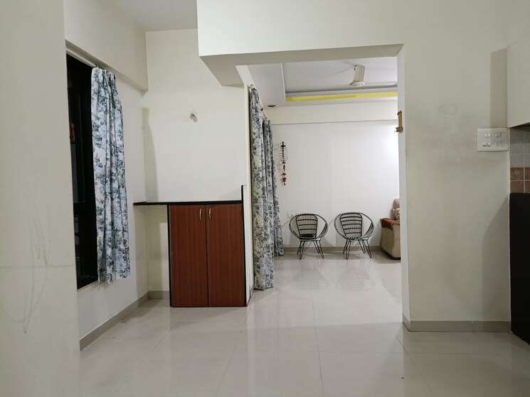 Living Room, kumar-parisar 2 Bedroom 1050 Sq.Ft. Apartment In Kothrud Pune 8818735