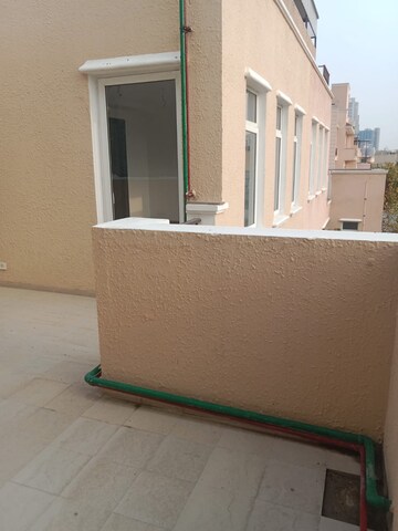 Bathroom in 5 BHK Villa at Sector 66 – for Rent