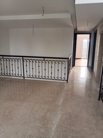 Building Lobby in 5 BHK Villa at Sector 66 – for Rent