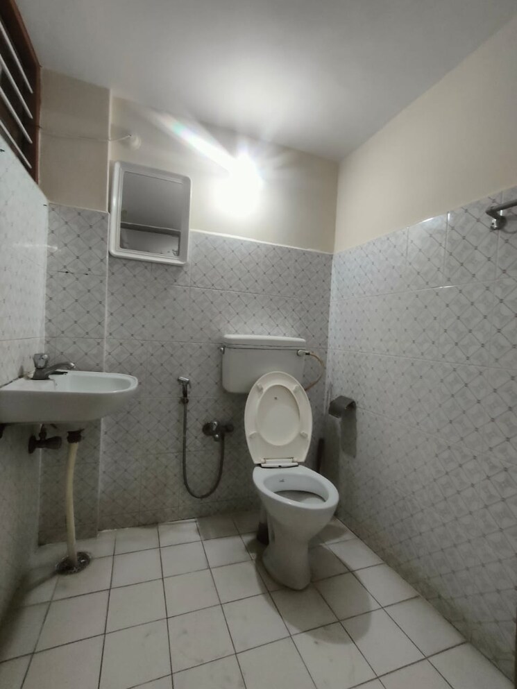 Floor Plan, indiranagar Commercial Office Space 1500 Sq.Ft. In Indiranagar Bangalore 8818789