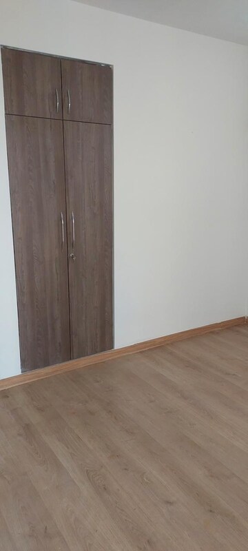 Room in 2 BHK Apartment at Shapoorji Pallonji Joyville Gurgaon, Sector 102 – for Rent