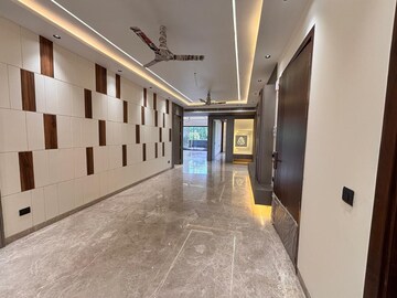 Living Room in 4 BHK Builder Floor at DLF Atria, Dlf Phase ii – for Rent