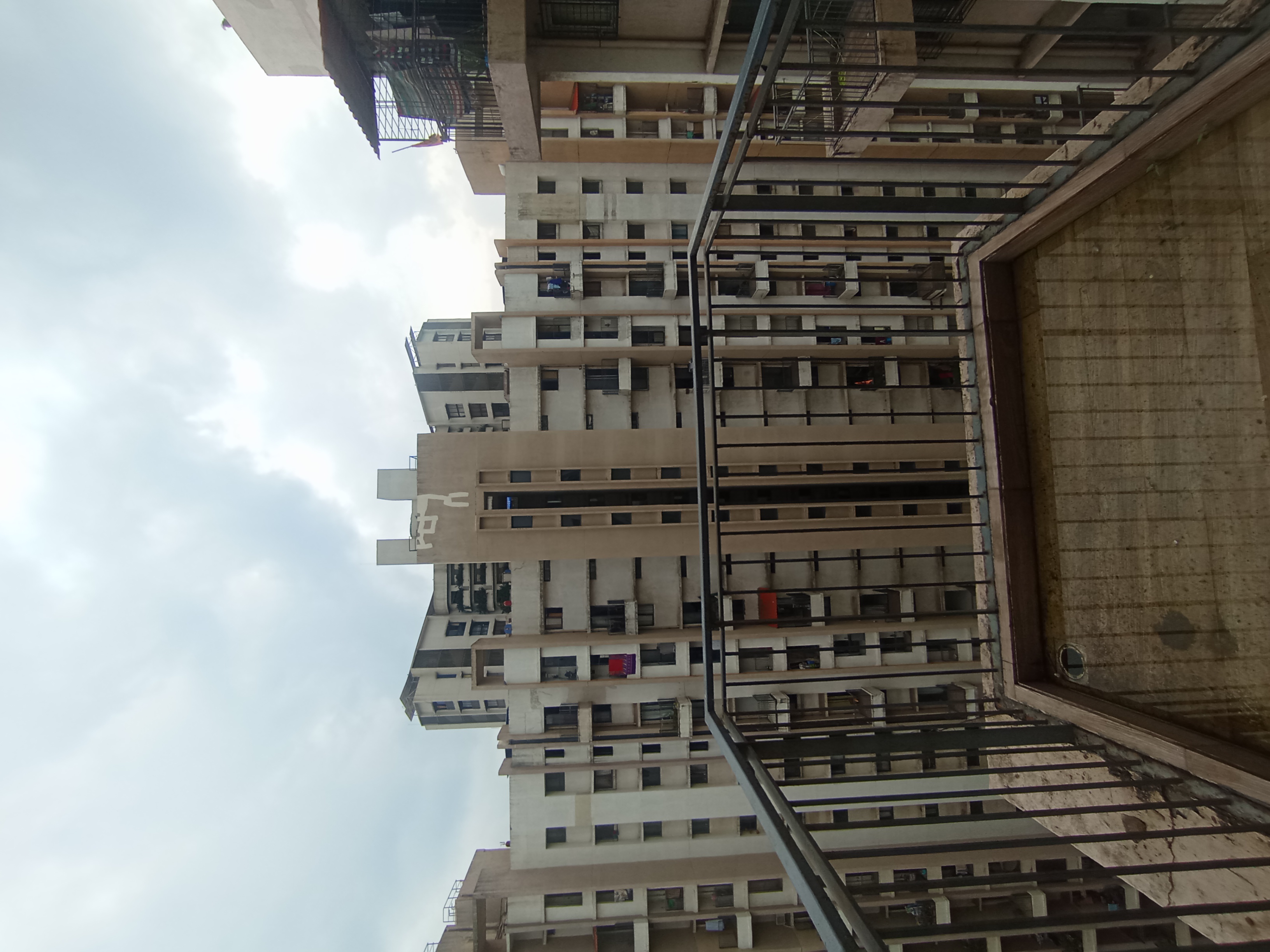 1 BHK + Pooja Room Apartment For Sale in Lodha Palava City