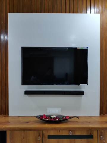 Furnished Amenities in 3 BHK Apartment at Adajan – for Rent